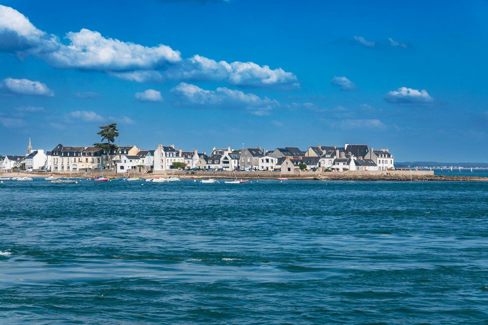 Acheter à Doëlan en 2026 : port de pêche, prix au m², bord de mer